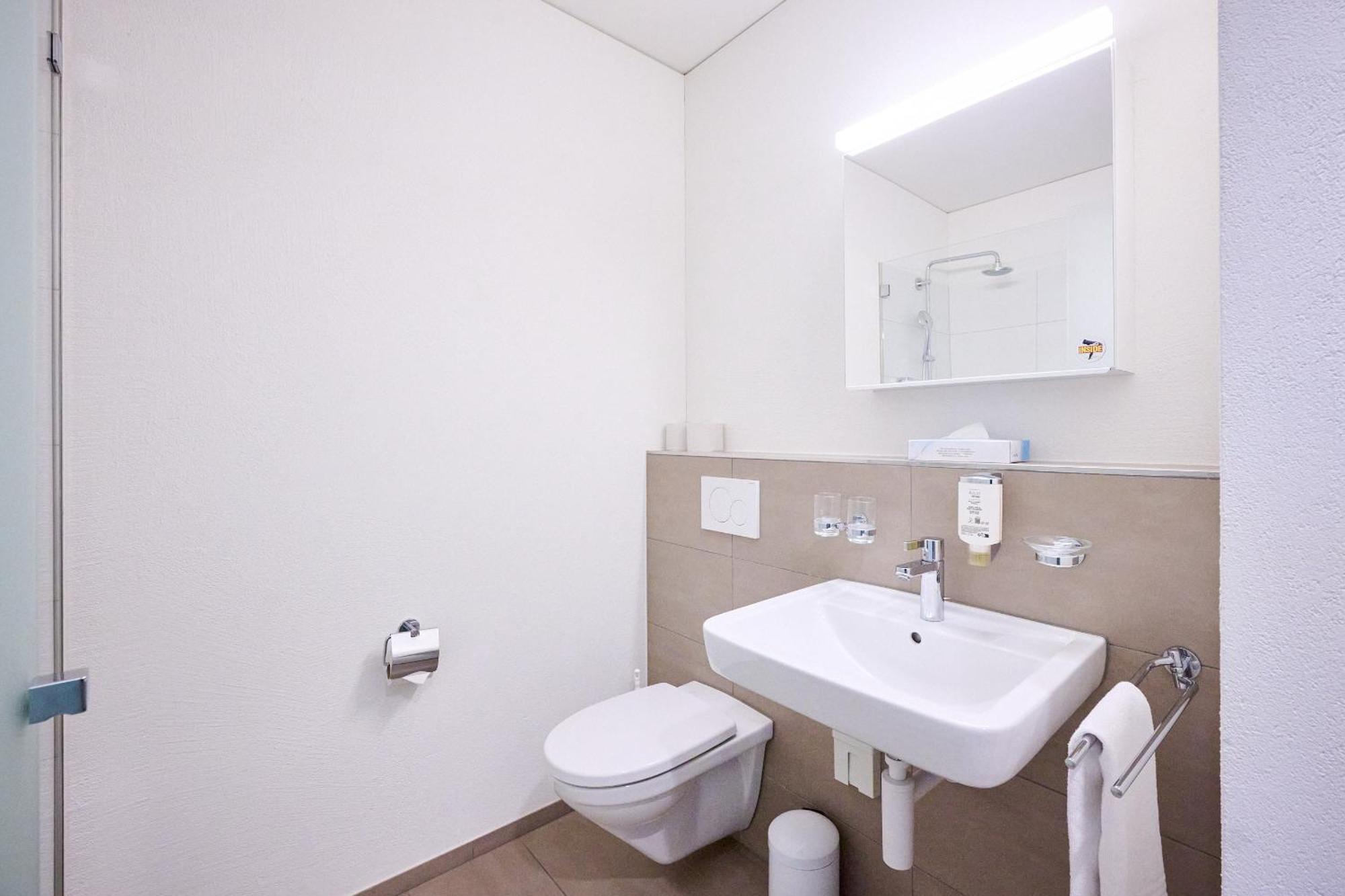 Hotel Am Kreisel Self-Check-In By Smart Hotels Лахен Екстер'єр фото